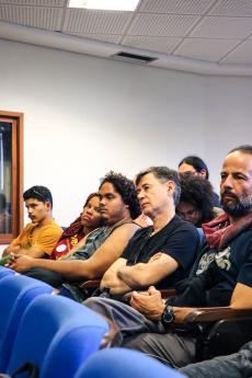 Mesa Redonda "Trs experincias de paridade em eleies para reitoria das IFES", com Joana Amaral (d